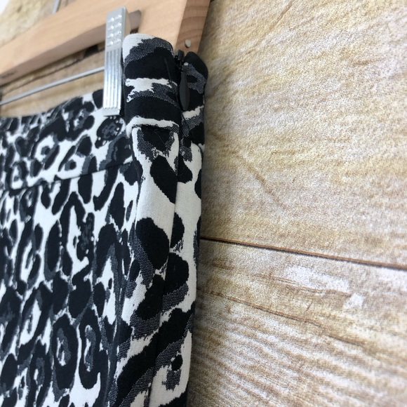 Milly High Waist Snow Leopard Pants - Picture 6 of 8